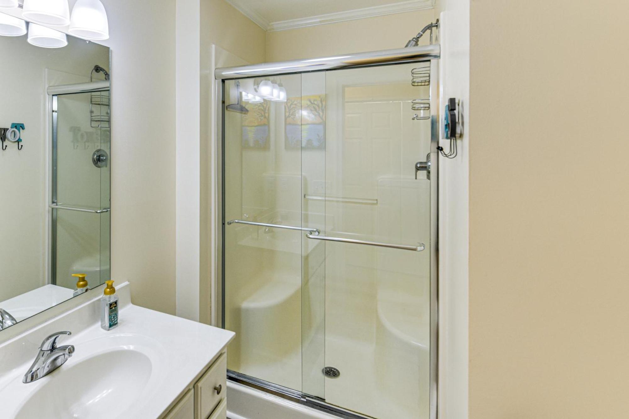 Luxe Updated Resort Escape Less Than 2 Mi To Rehoboth Beach Exterior photo